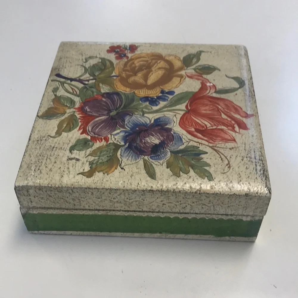 Vintage Italian‎ Florentia Wood Trinket/Dresser Box